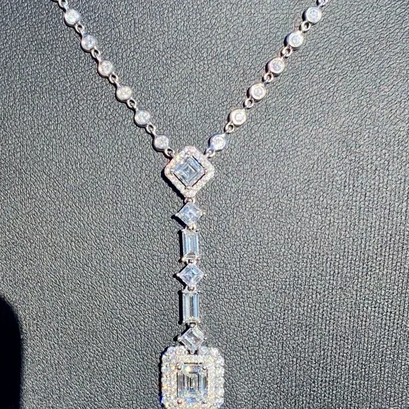 Odelia 5.57ct diamond lariat necklace - Picture 5 of 14